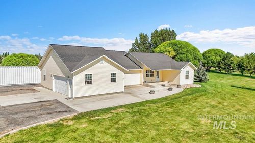 4048 N 1450 E, Buhl, ID, 83316-6169 | Card Image