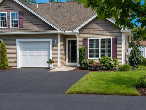 5 Rivers Edge Dr, Coventry, RI, 02816-8588 | Card Image