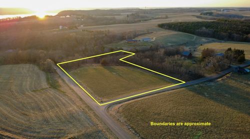 XX Stewart Rd, STOCKHOLM, WI, 54769 | Card Image