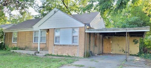 1633 N Pershing St, Wichita, KS, 67208-2231 | Card Image