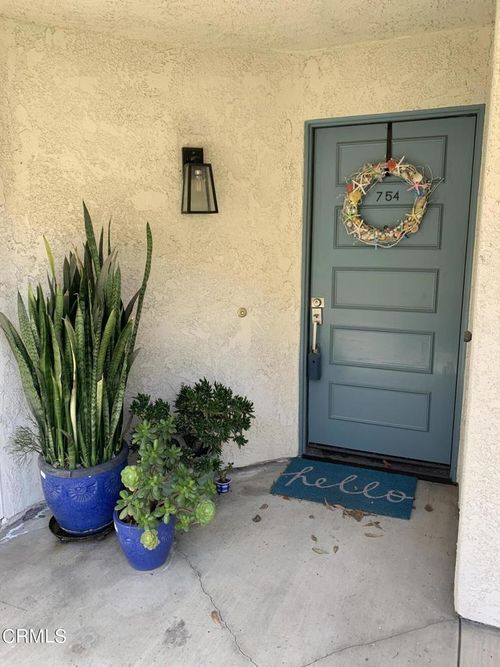 754 Island View Cir, Port Hueneme, CA, 93041-3413 | Card Image