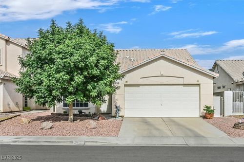 3430 Golden Sage Dr, North Las Vegas, NV, 89032-2417 | Card Image