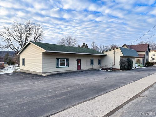 261 N Main St, Warsaw, NY, 14569-1153 | Card Image