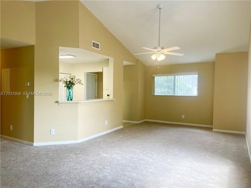 201-3429 Nw 44th St, Lauderdale Lakes, FL, 33309-4270 | Card Image