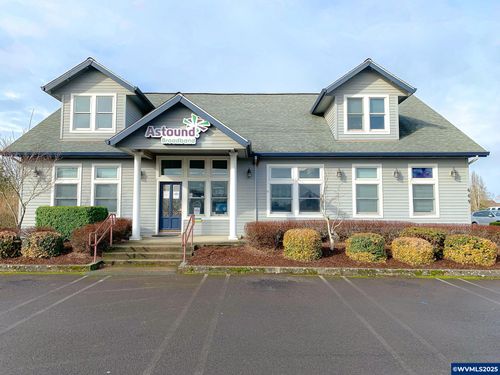 suite-a-first-floor-669 Ray J Glatt (Suite A) Cir, Woodburn, OR, 97071 | Card Image