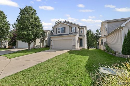 146 Falls Park Ct, Belleville, IL, 62220-3278 | Card Image