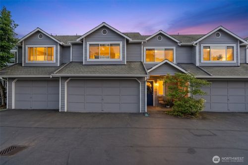 7-21116 80th Ave W, Edmonds, WA, 98026-7049 | Card Image