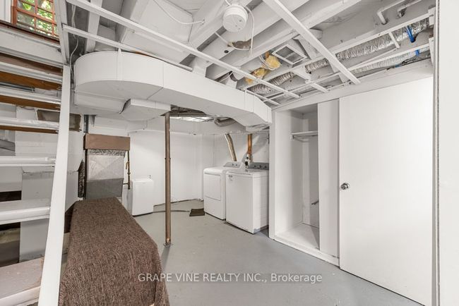 181 Maple Lane, House other with 2 bedrooms, 3 bathrooms and 2 parking in Rockcliffe ON | Image 20