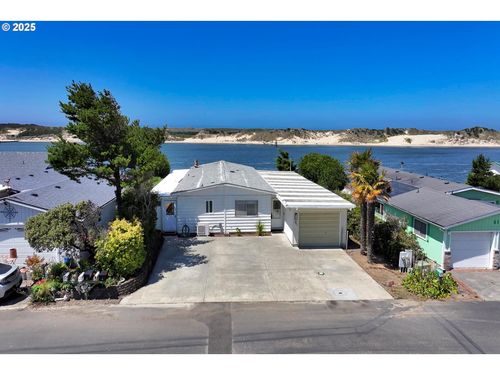 610-1601 Rhododendron Dr, Florence, OR, 97439-9307 | Card Image
