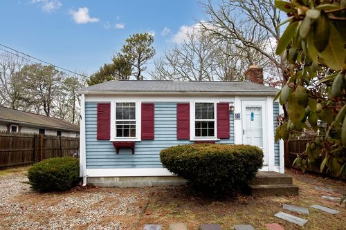 52 Nauset Rd, West Yarmouth, MA, 02673-3755 | Card Image