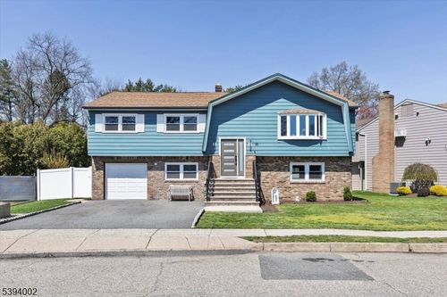 30 Melissa Dr, Totowa, NJ, 07512-1708 | Card Image