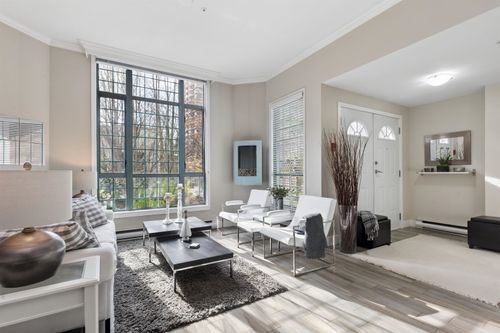 104-293 Smithe St, Vancouver, BC, V6B5W4 | Card Image