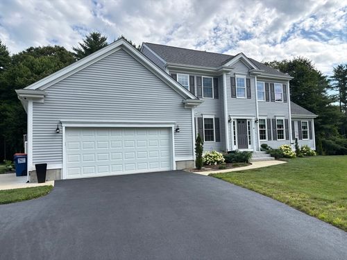 41 Clapp Rd, Rochester, MA, 02770-2045 | Card Image