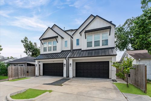 110 E 28th St, Houston, TX, 77008-2132 | Card Image