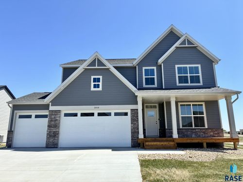 2808 S Copper Creek Ave, Sioux Falls, SD, 57110 | Card Image