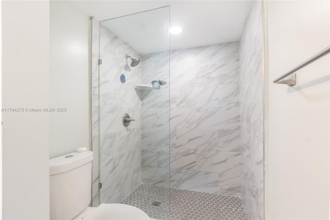 APT-304 - 5962 Morningstar Cir, Condo with 2 bedrooms, 2 bathrooms and null parking in Delray Beach FL | Image 24