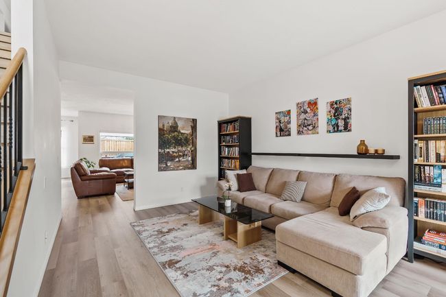 137 St Moritz Pl Sw, House other with 5 bedrooms, 4 bathrooms and 4 parking in Calgary AB | Image 16