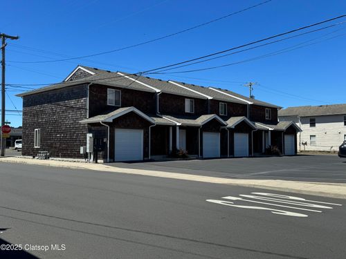 720740 Avenue G, Seaside, OR, 97138 | Card Image