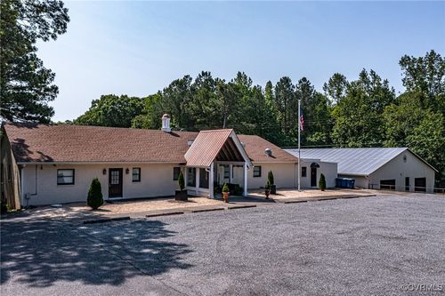 226 Village Green Dr, Callao, VA, 22435-2479 | Card Image