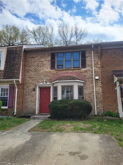 5533 Old Guard Crescent, Virginia Beach, VA, 23462 | Card Image