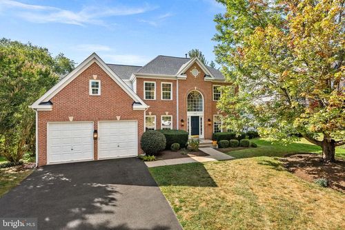 1372 Dominion Ridge Ln, Herndon, VA, 20170-3023 | Card Image