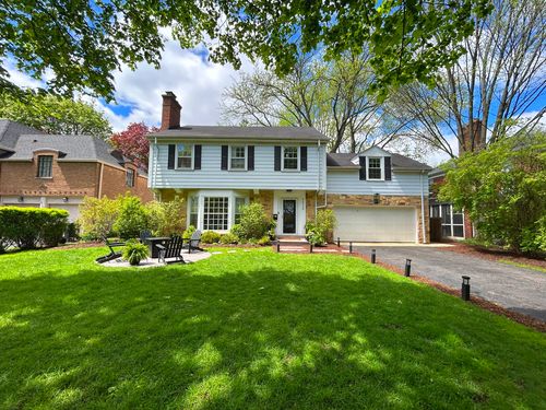 9526 Lawndale Ave, Evanston, IL, 60203-1007 | Card Image
