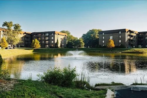 a305-840 Elder Rd, Homewood, IL, 60430-2567 | Card Image