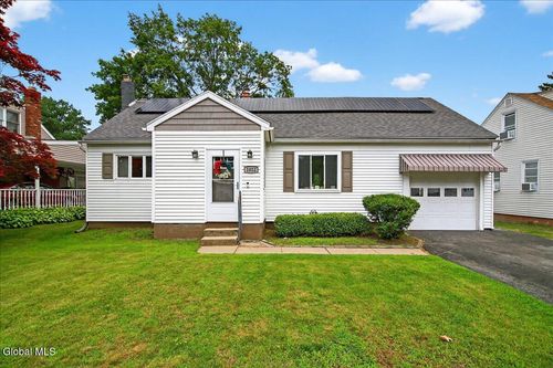 1022 W Claremont Ave, Schenectady, NY, 12303-3270 | Card Image