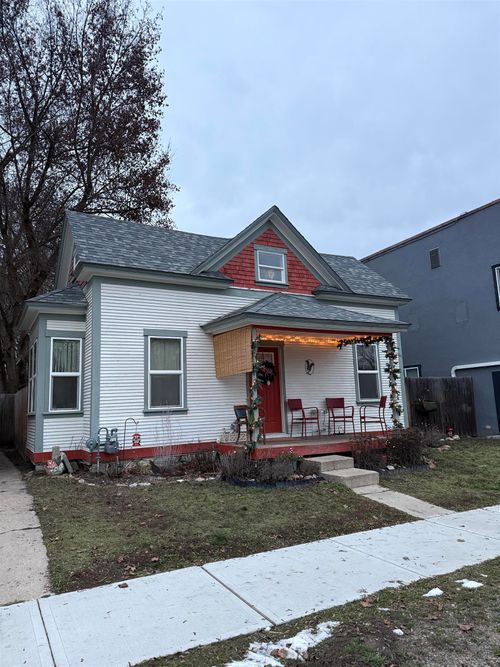 206 W Main Ave, Chewelah, WA, 99109-5130 | Card Image