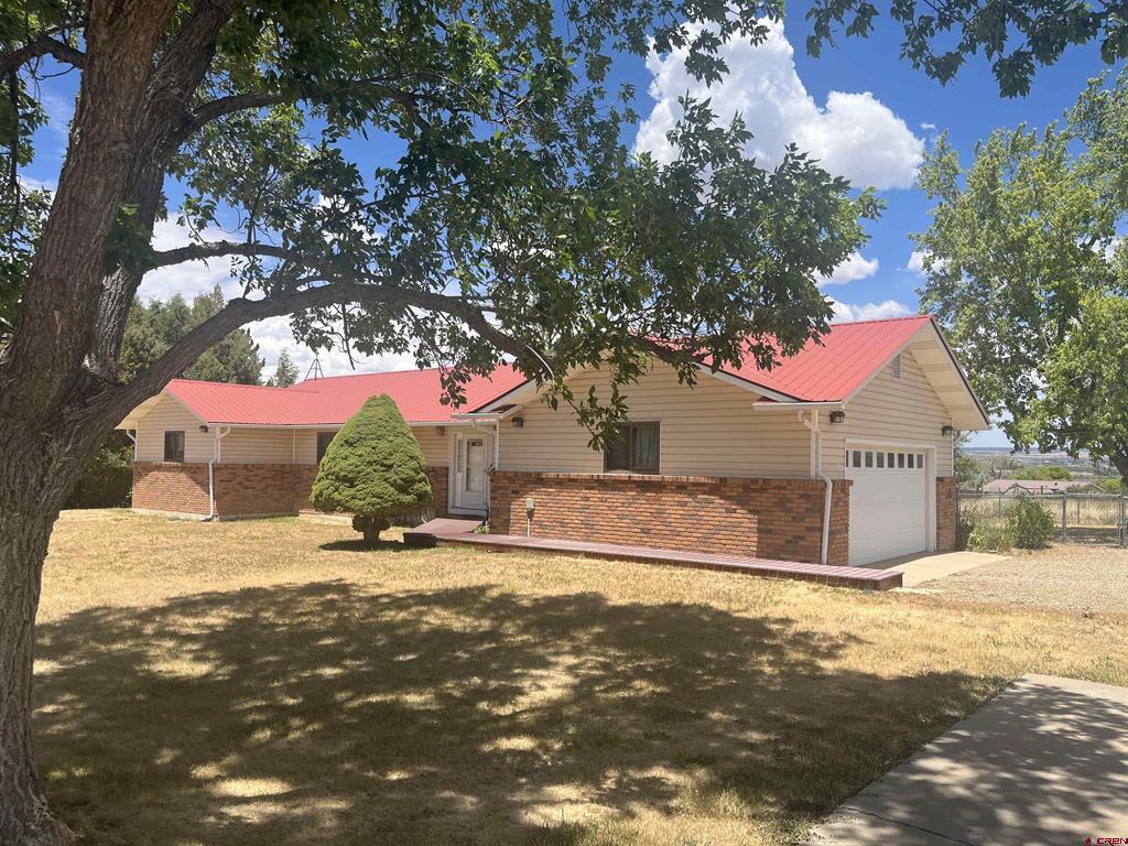 Residential in Cortez 2
