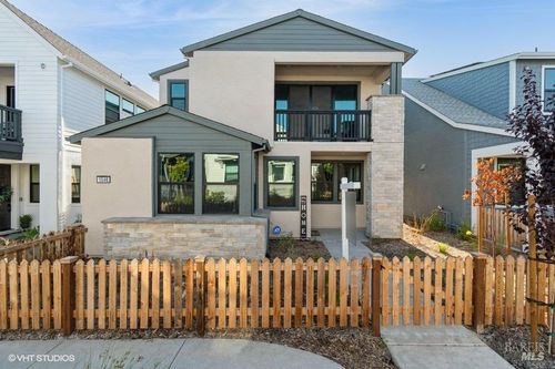 1546 Waterside Ln, Rohnert Park, CA, 94928-4234 | Card Image