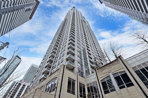 2301-763 Bay St, Toronto, ON, M5G2R3 | Card Image