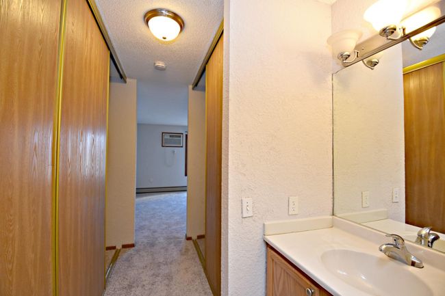 Master 1.3 closet and sink.jpg | Image 10