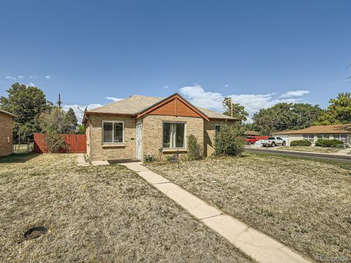 2565 Quebec Street, Denver, CO, 80207 | Card Image