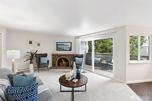 apt-c204-12506 Ne 142nd Ln, Kirkland, WA, 98034-1327 | Card Image