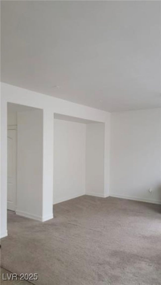 UNIT-101 - 6425 Extreme Shear Ave, Townhouse with 2 bedrooms, 2 bathrooms and null parking in Henderson NV | Image 15