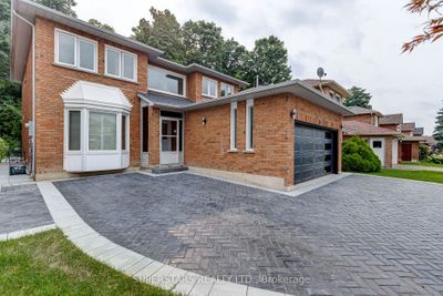 33 Red Oak Dr, House other with 4 bedrooms, 6 bathrooms and 6 parking in Richmond Hill ON | Image 2