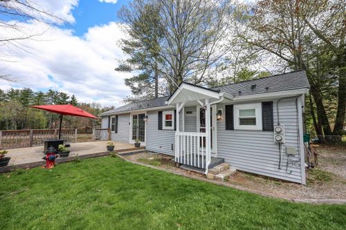 9 Riverside Dr, Fremont, NH, 03044-3546 | Card Image