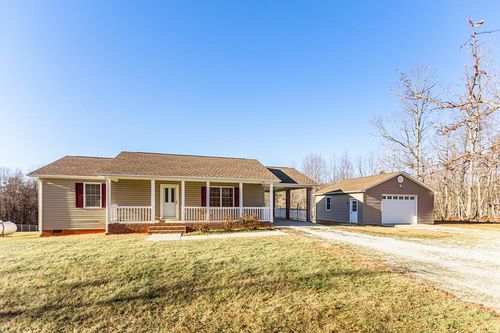 1975 Morning Star Rd, Appomattox, VA, 24522-9222 | Card Image