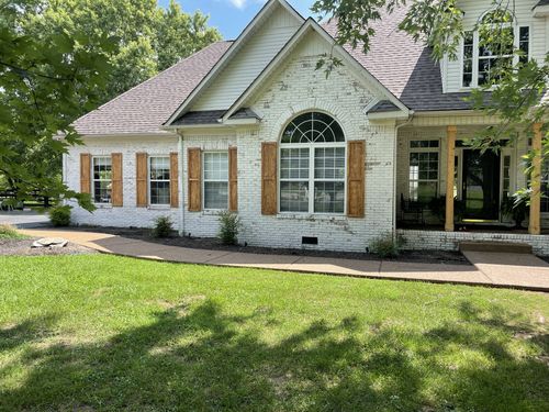 1418 Caroline Ct, Columbia, TN, 38401-7350 | Card Image