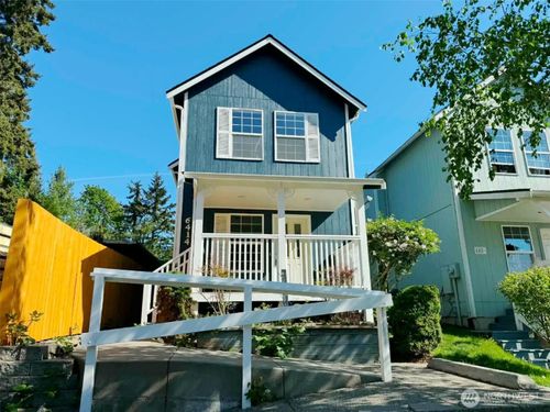 6414 Ne Fern St, Suquamish, WA, 98392-9539 | Card Image
