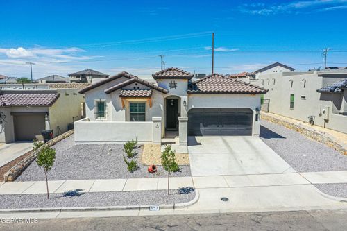857 Eastwell Dr, Horizon City, TX, 79928-7544 | Card Image