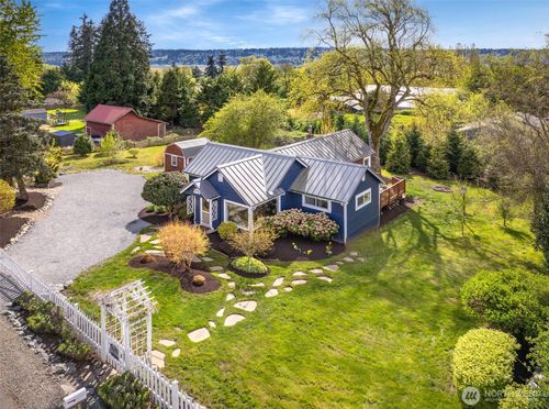 6832 61st Avenue Se, Snohomish, WA, 98290 | Card Image