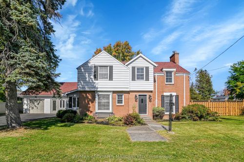 1603 Peter St, Cornwall, ON, K6J1W7 | Card Image