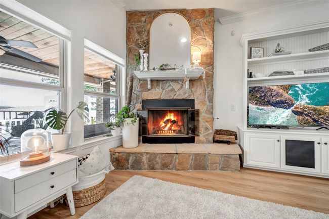 111 Venice Way, House other with 3 bedrooms, 2 bathrooms and 2 parking in Huntsville TX | Image 14