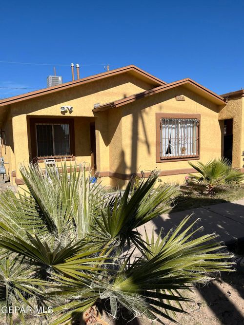 7973 Heid Ave, El Paso, TX, 79915-2730 | Card Image