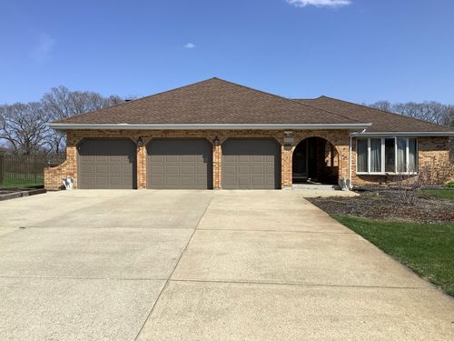 1502 London Rd, New Lenox, IL, 60451-9741 | Card Image