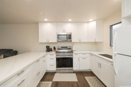 13-47-371 Hui Iwa St, Kaneohe, HI, 96744-4465 | Card Image