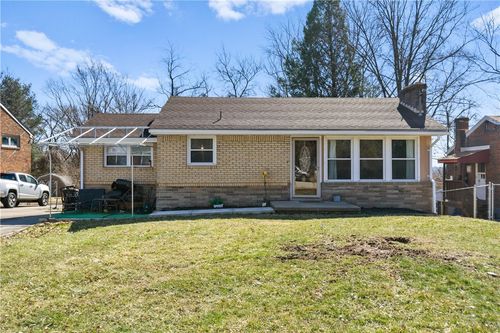 221 Crestview Rd, Penn Hills, PA, 15235 | Card Image