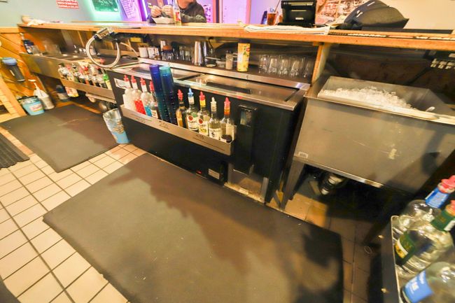 Main Level Bar area | Image 13